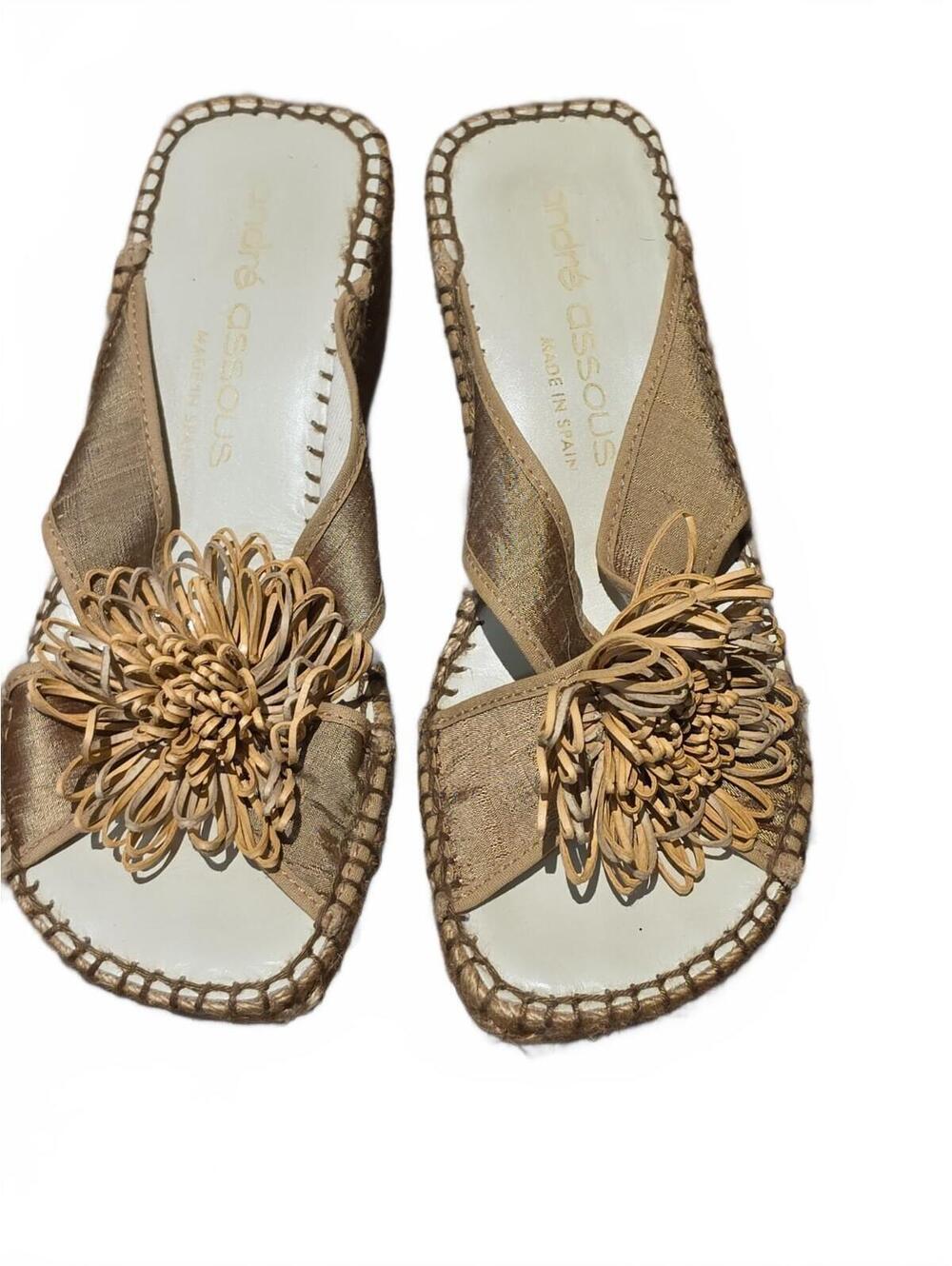 André Assous ChaCha Flower Wedge Sandals Tan Silk Size 6